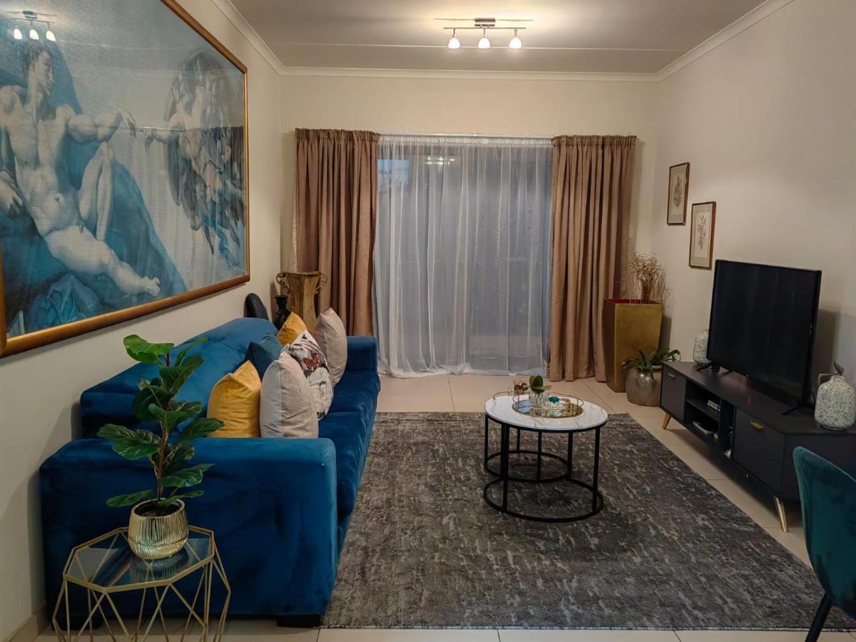 Classy And Cosy Apt - Dainfern Сэндтон Экстерьер фото